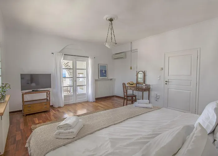 Anthemion Paros - & * Agia Irini (Paros)